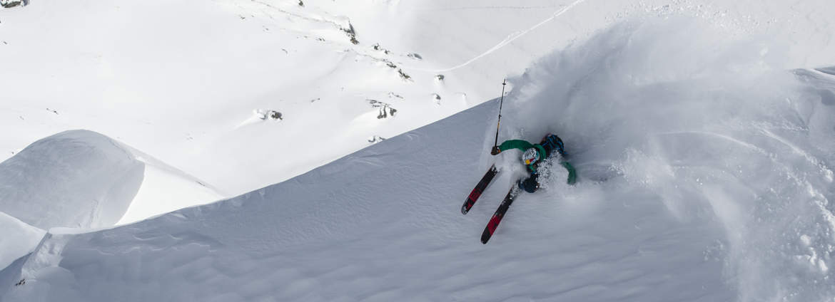 Skiing-Header-V2-1.jpg